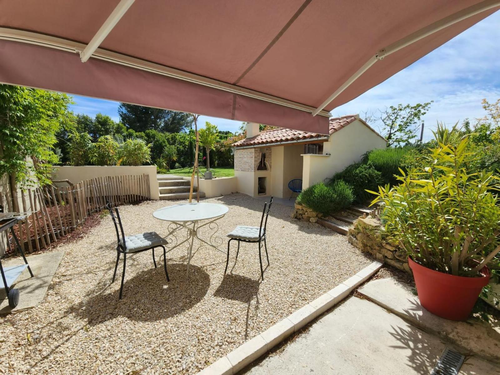 Myluberon-Appartement Au Pied Du Luberon Lauris ภายนอก รูปภาพ